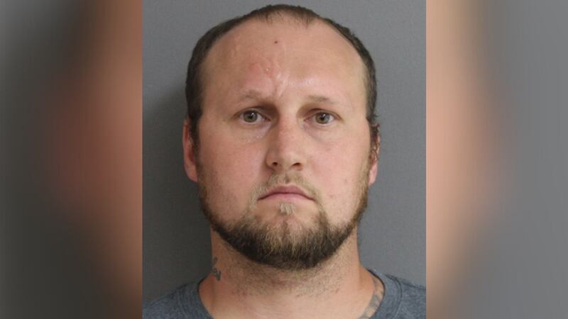 La Oficina del Sheriff del Condado de Angelina arrestó a Clinton Earl Johnson Jr, 31, el...