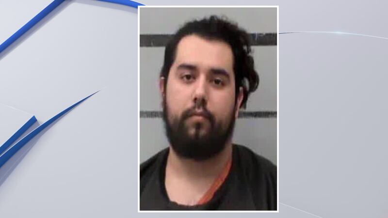 Alec Mendoza, 26 años