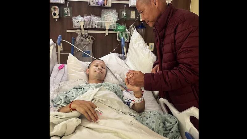 La página oficial de Walk for Peace anunció el miércoles que uno de los monjes que había...